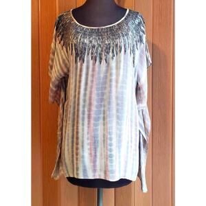 Velvet by graham and spencer size medium capped sleeve red & blue mesh blouse
